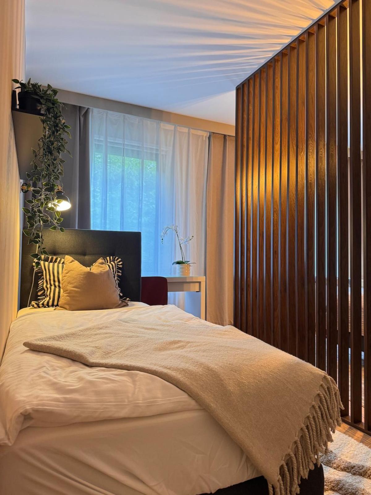 Zentrale Wohnung Direkt Am Hauptbahnhof - Bismarck Düsseldorf Kültér fotó