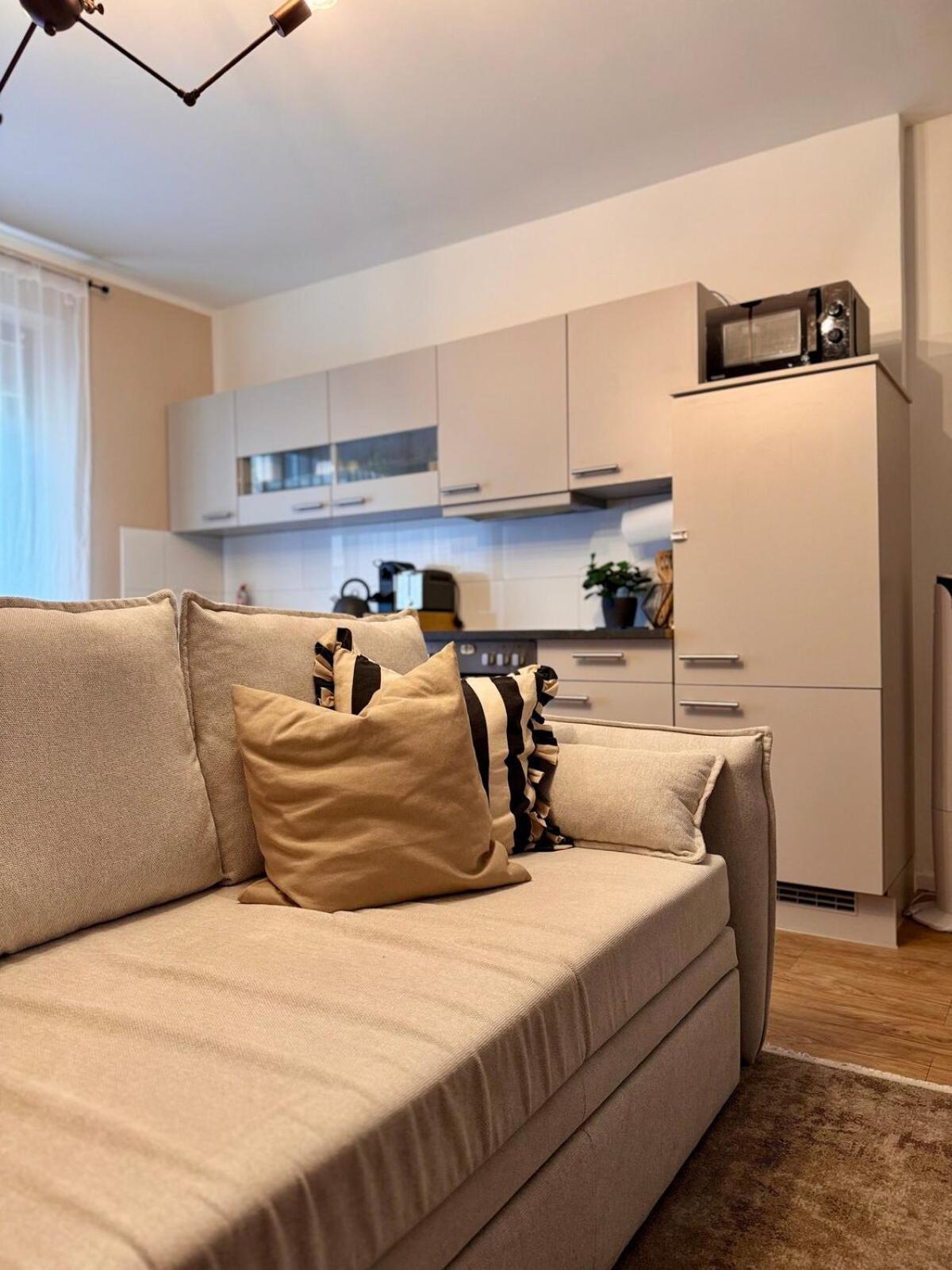 Zentrale Wohnung Direkt Am Hauptbahnhof - Bismarck Düsseldorf Kültér fotó