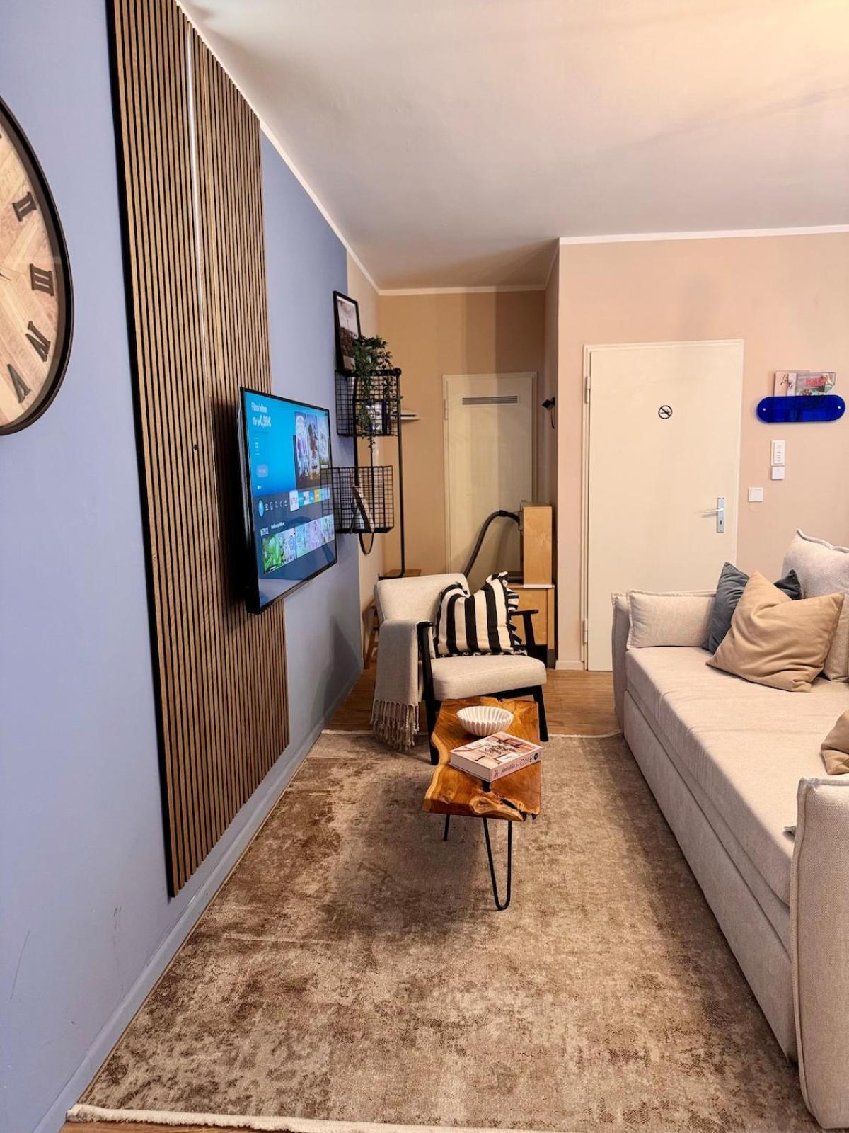 Zentrale Wohnung Direkt Am Hauptbahnhof - Bismarck Düsseldorf Kültér fotó